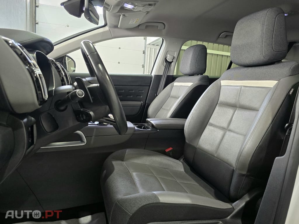 Citroen C5 Aircross 1.6 Hybrid C-Series e-EAT8