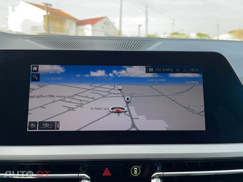 BMW 330 e Touring Corporate Edition Auto