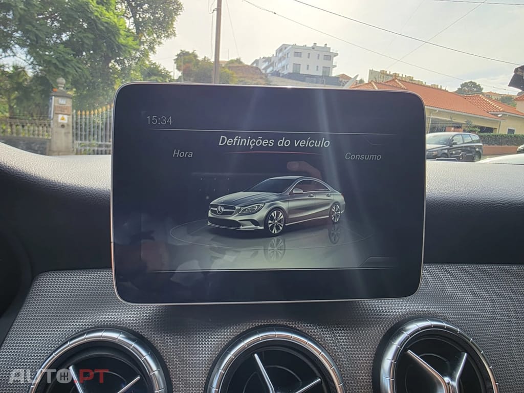 Mercedes-Benz CLA 180 D URBAN