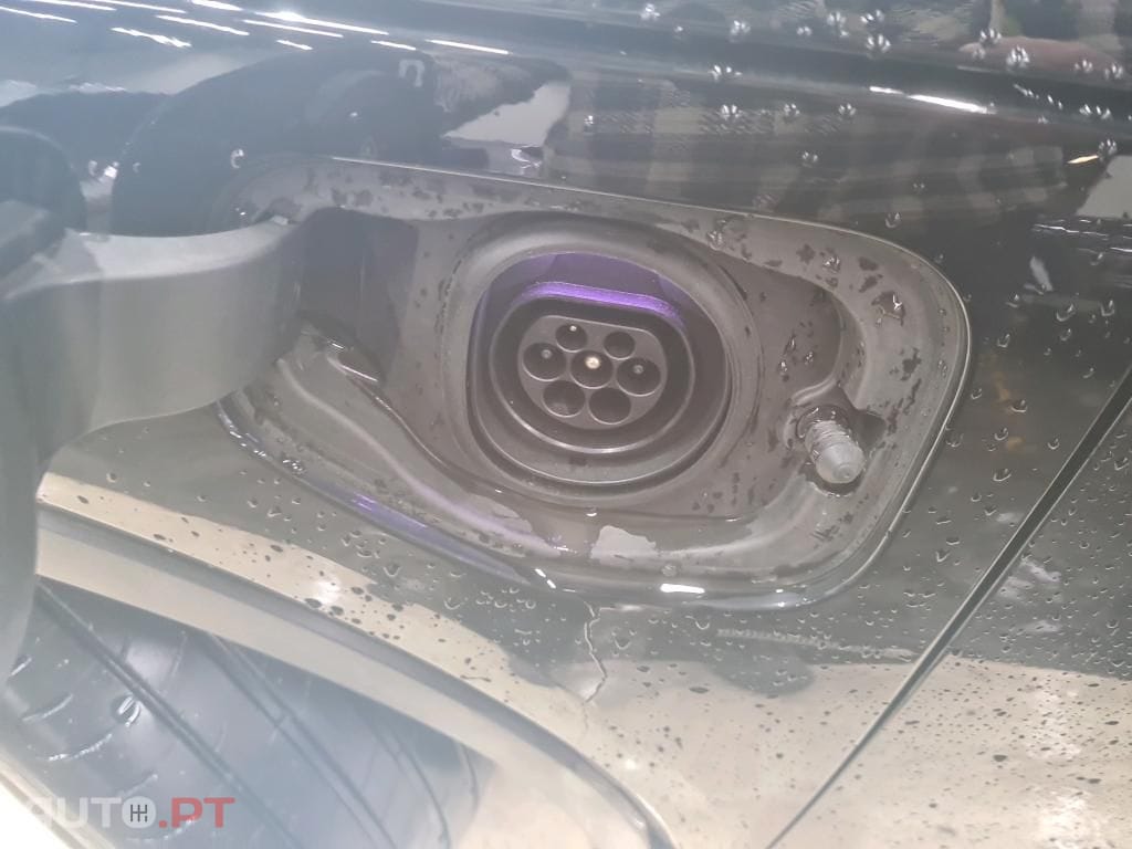 Volvo XC40 1.5 T5 PHEV Momentum Plus