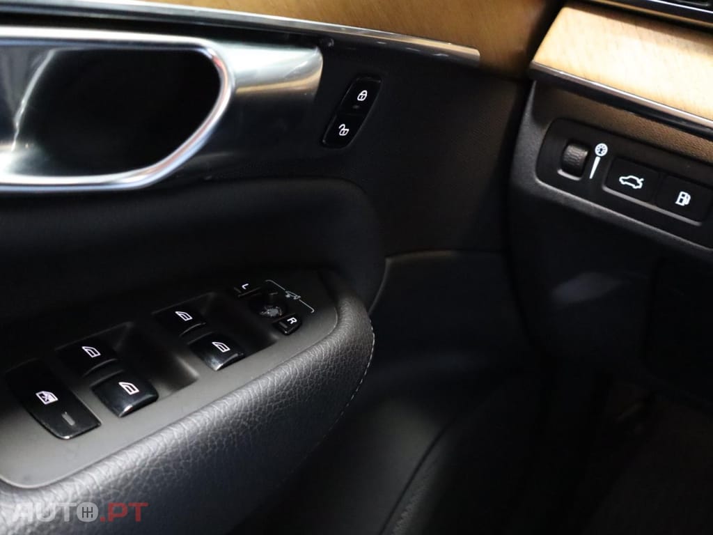 Volvo XC90 T8  AWD HYBRID Inscription