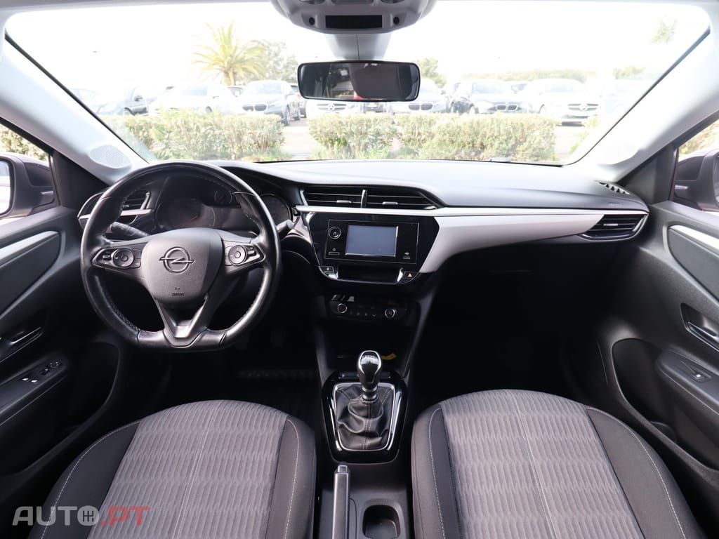 Opel Corsa 1.5 D Business — fotografia 8
