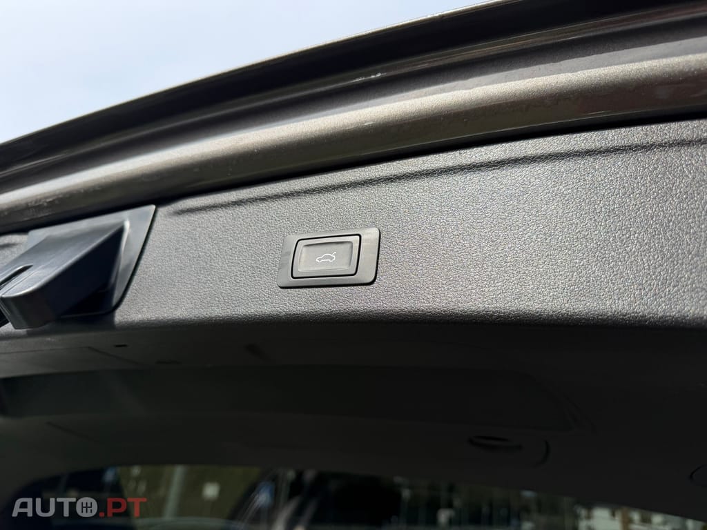 Audi A4 Avant 40 TDI Advanced S tronic