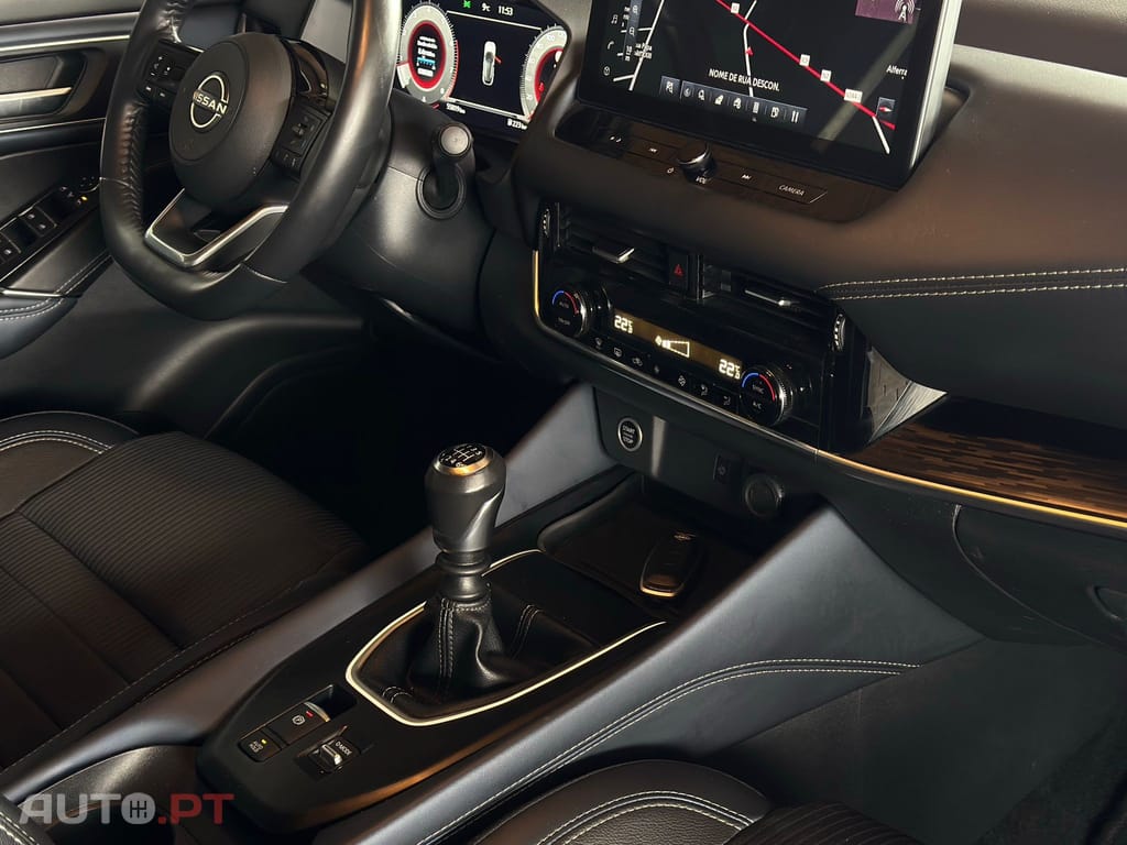 Nissan Qashqai 1.3 DIG-T Tekna SKY