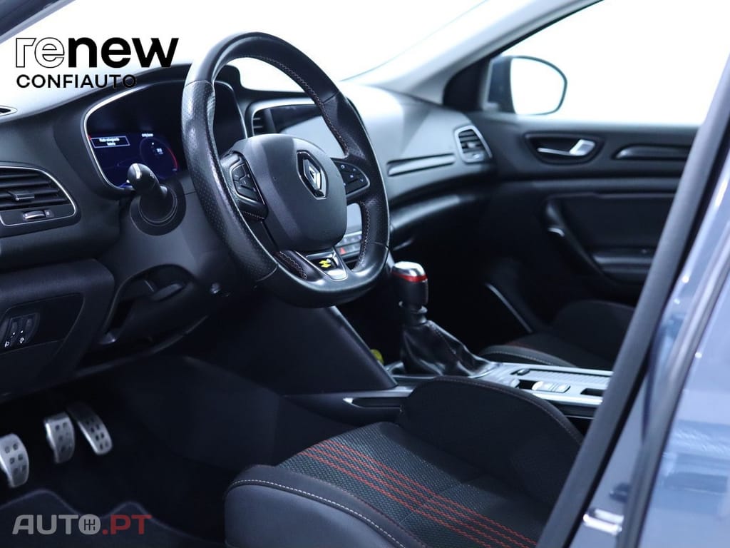 Renault Mégane ST Blue dCi R.S. Line