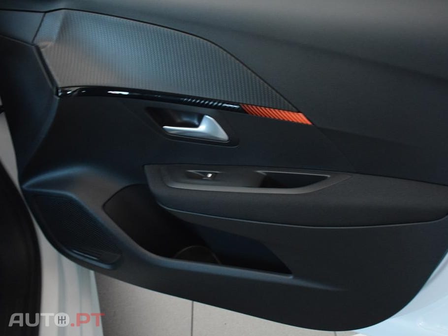 Peugeot E-208 50 kWh Active