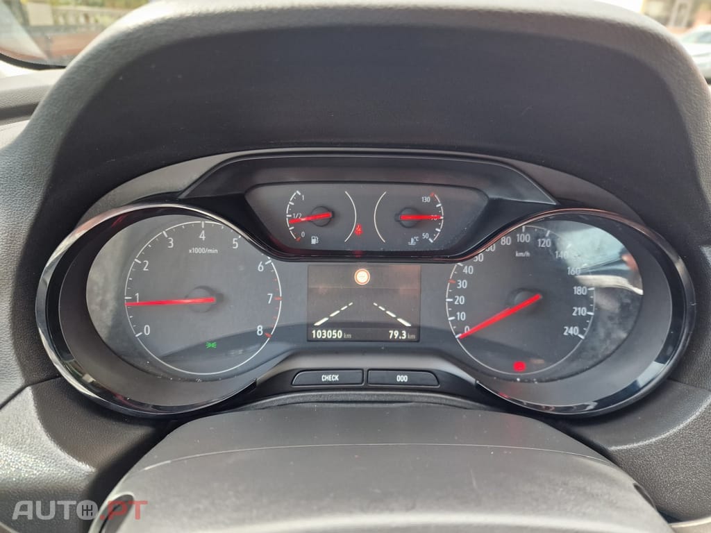 Opel Grandland (X) 1.2 S&S Business Edition