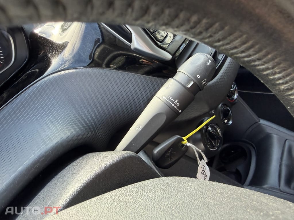Peugeot 208 1.6 e-HDi Active