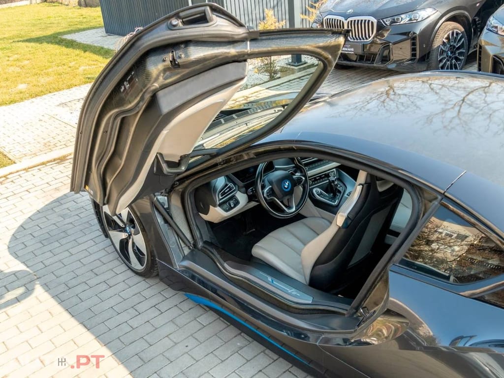 BMW i8 Coupé