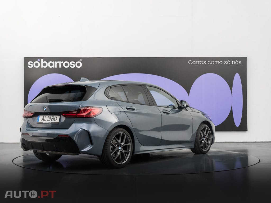 BMW 118 i Pack Desportivo M Auto