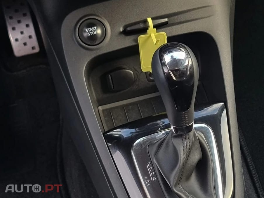 Renault Captur 1.2 TCe EXCLUSIVE XMOD (EDC)