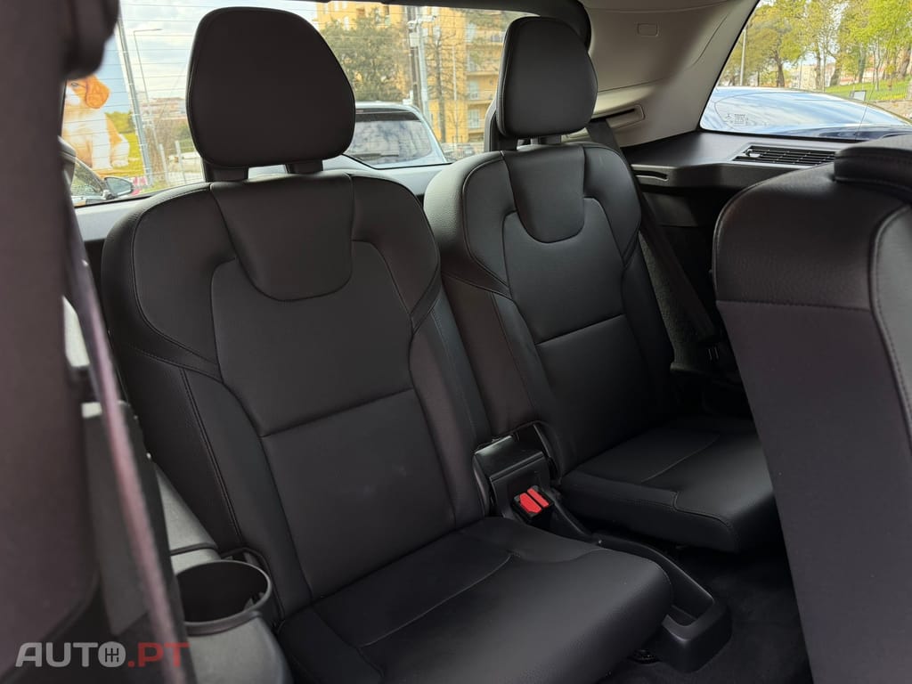 Volvo XC90 2.0 T8 PHEV Inscription Expression AWD