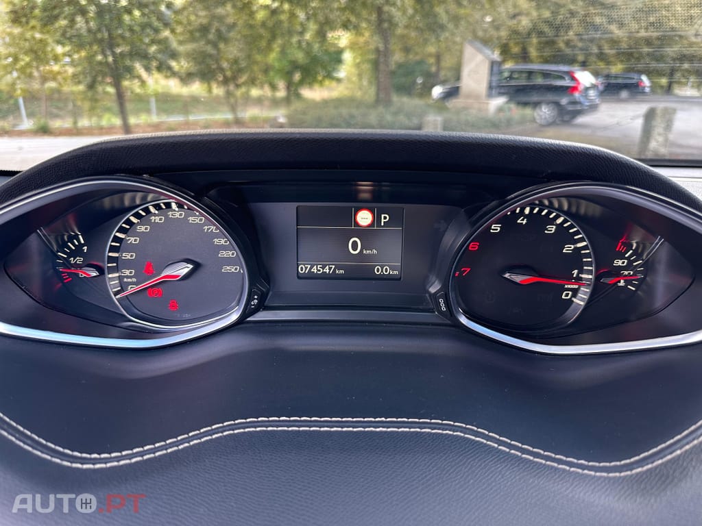 Peugeot 308 1.2 PureTech GT Line EAT8