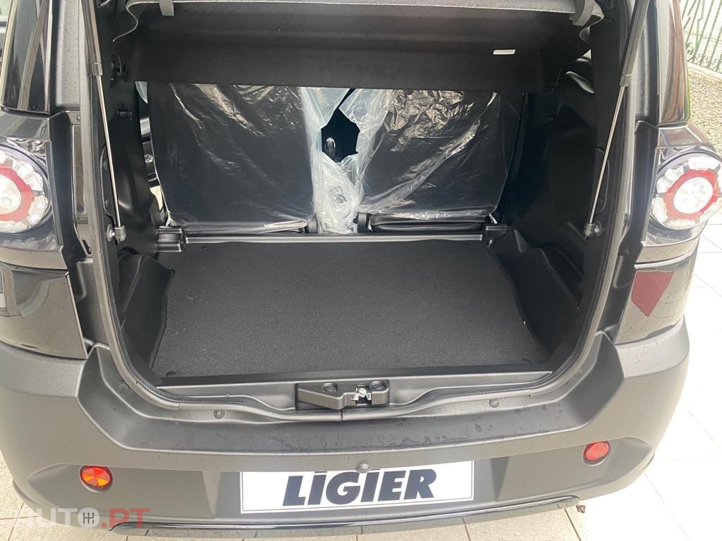 Ligier JS 50 MYLI R.EBEL