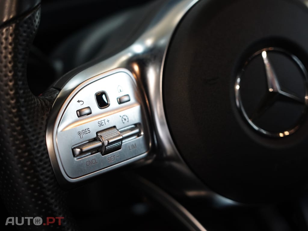 Mercedes-Benz A 180 d AMG Line