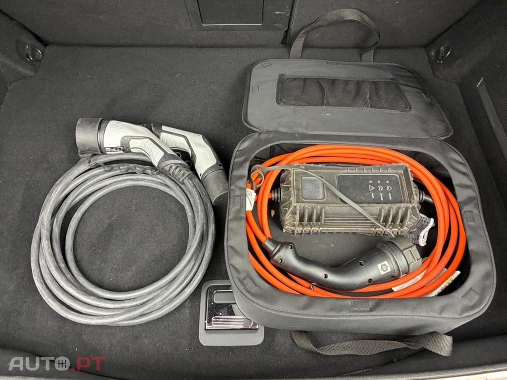 DS DS4 E-Tense Performance Line+ EAT8
