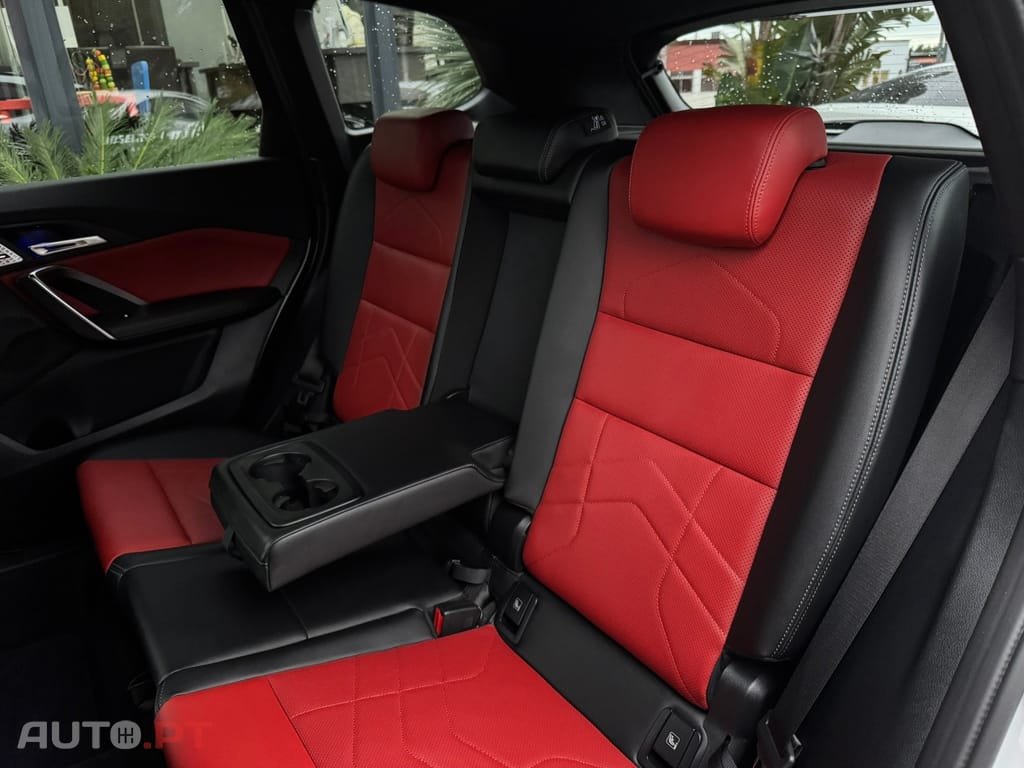 BMW X1 sDrive18d Pack Desportivo M