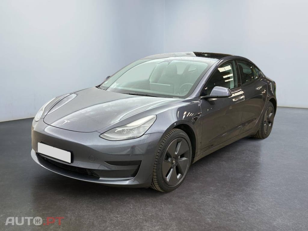 Tesla Model 3 Standard Range Plus RWD