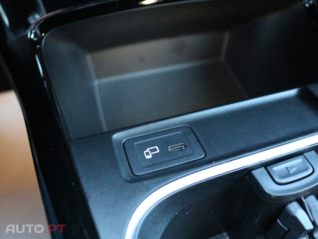 Mercedes-Benz A 250 e AMG Line