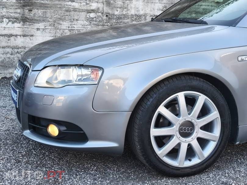 Audi A4 2.0 TDI S-line