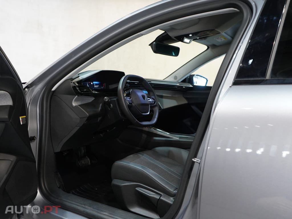 Peugeot 308 1.2 PureTech Allure EAT8