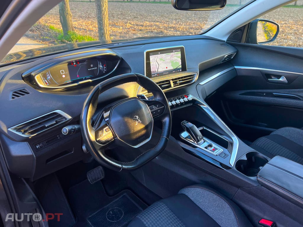 Peugeot 3008 1.6 BlueHDi Active Pack EAT8