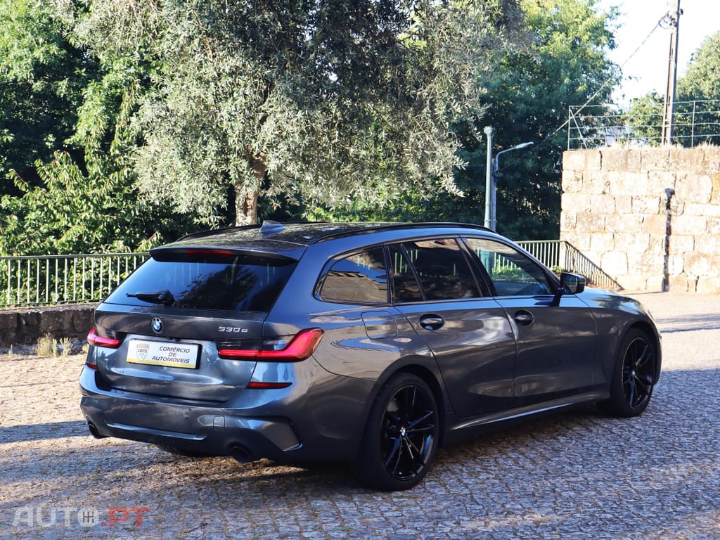 BMW 330 e Touring Pack M Auto