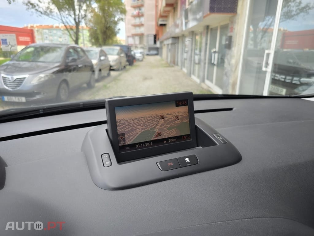 Peugeot 3008 1.6 e-HDi Executive CMP6