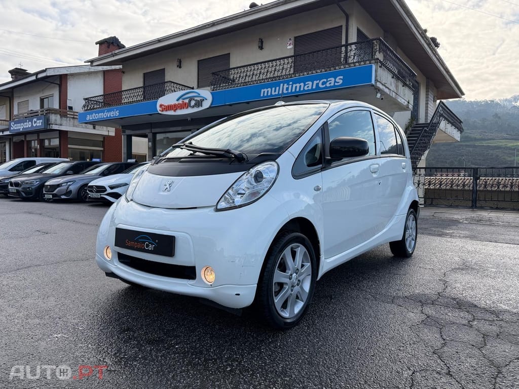 Peugeot iOn Standard