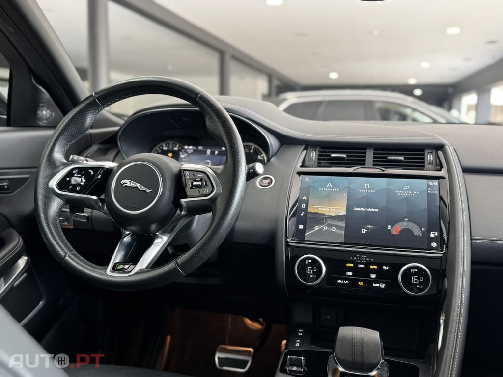 Jaguar E-Pace 1.5 P300e R-Dynamic HSE AWD Aut.