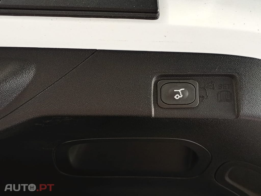 Ford Puma 1.0 EcoBoost mHEV ST-Line