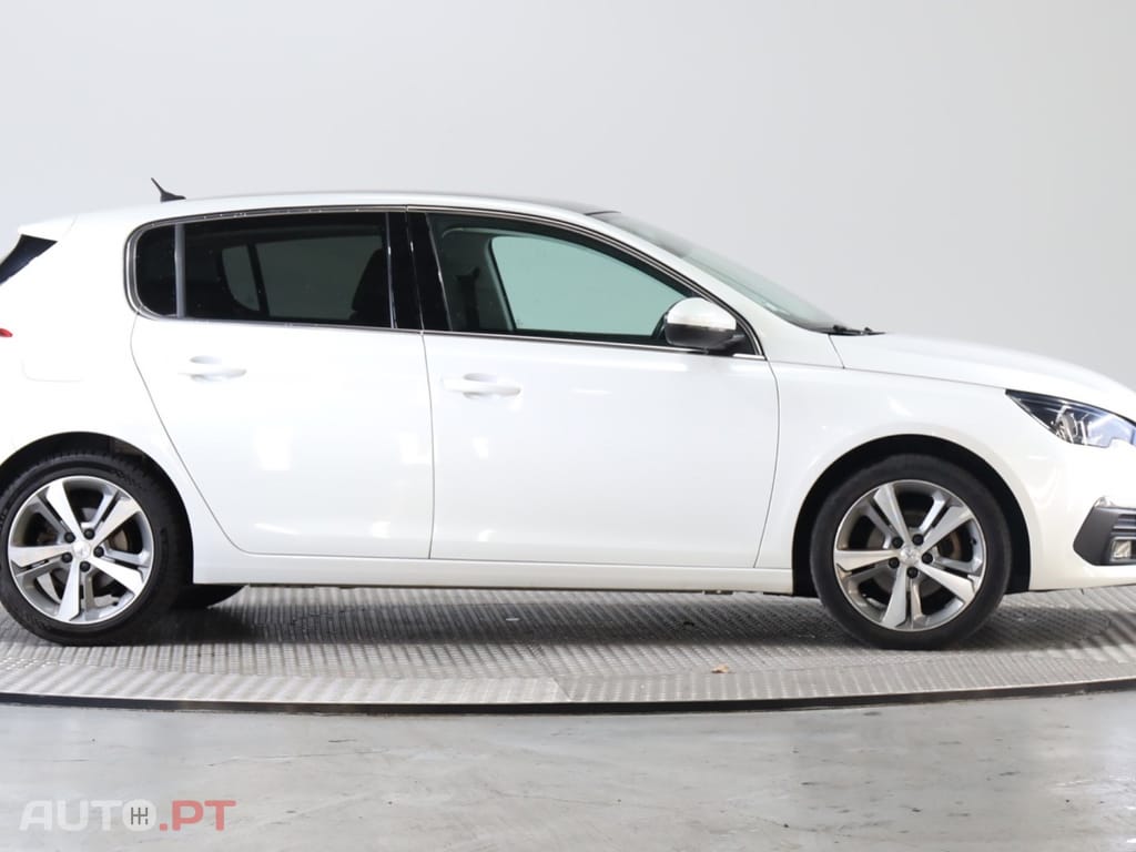 Peugeot 308 1.2 PureTech Allure
