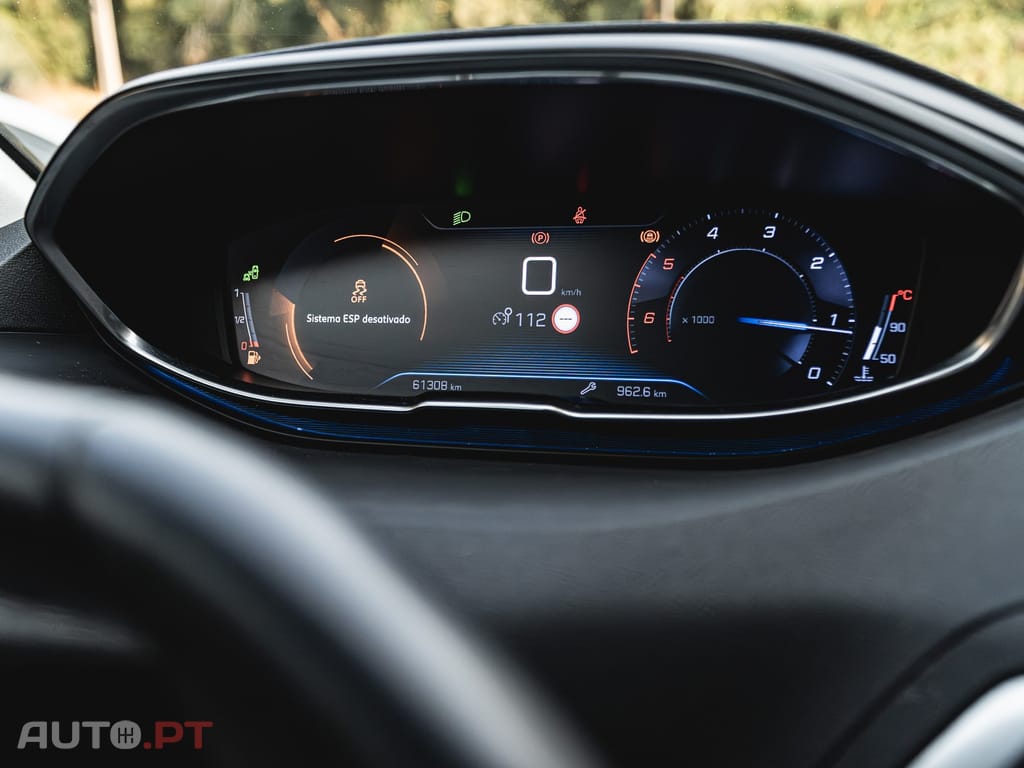 Peugeot 3008 1.5 BlueHDi Crossway