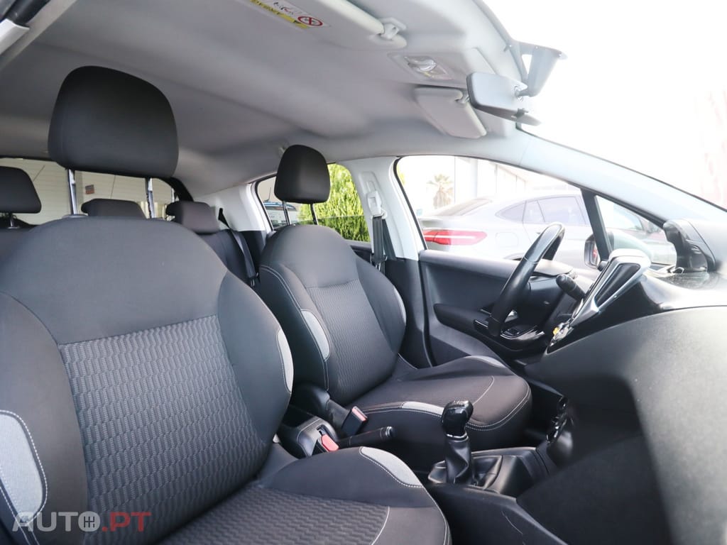 Peugeot 208 1.2 PureTech Active