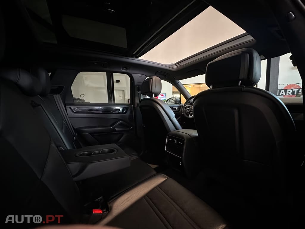 Porsche Cayenne E-Hybrid Bose