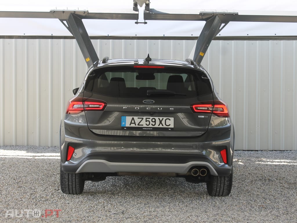 Ford Focus 1.0 EcoBoost MHEV Active X