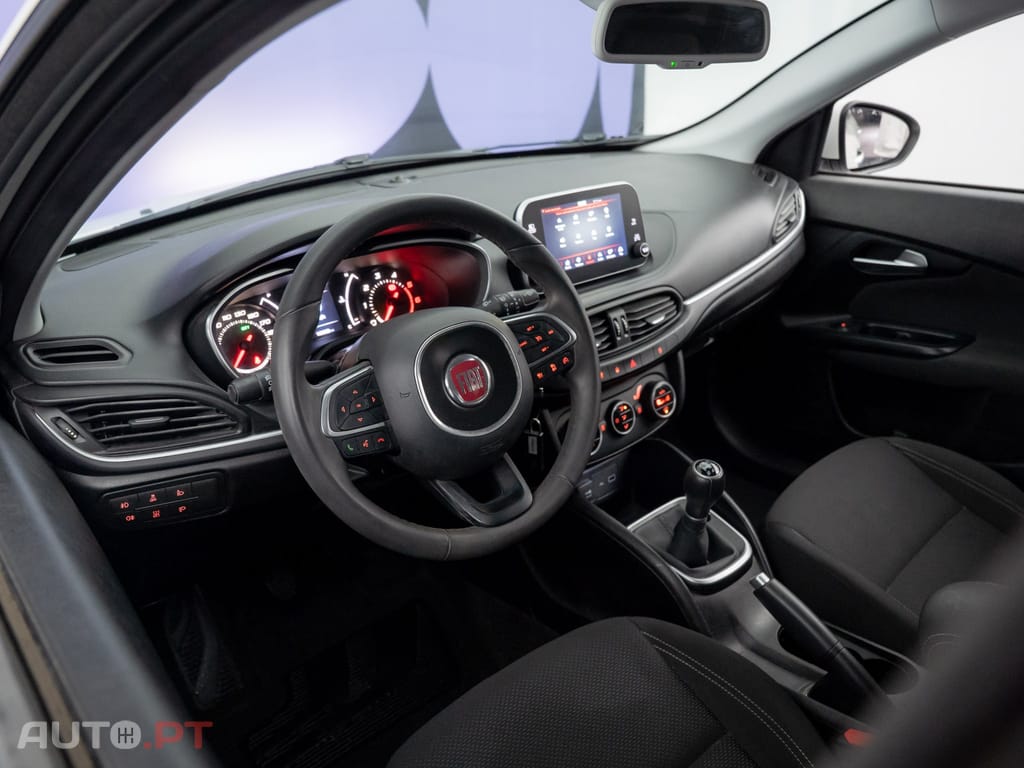 Fiat Tipo 1.3 M-Jet Lounge