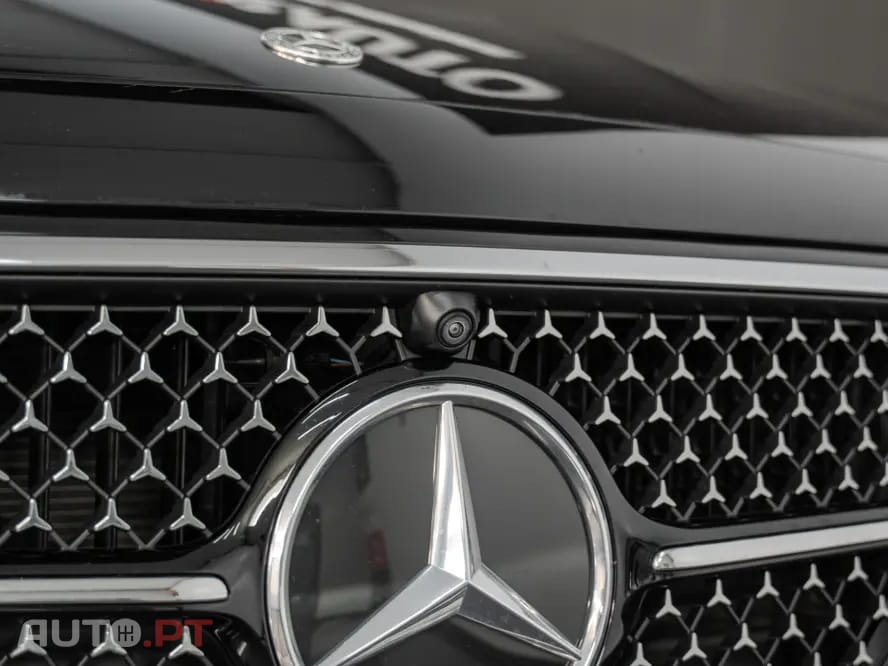 Mercedes-Benz E 300 ND