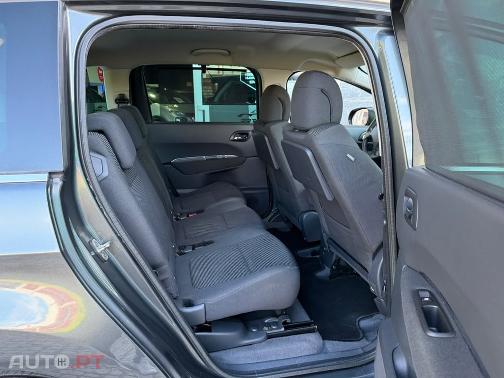 Peugeot 5008 1.6 HDi 7L Active