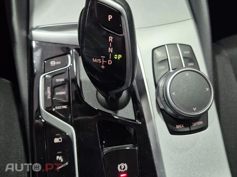 BMW 530 e xDrive Pack Desportivo M