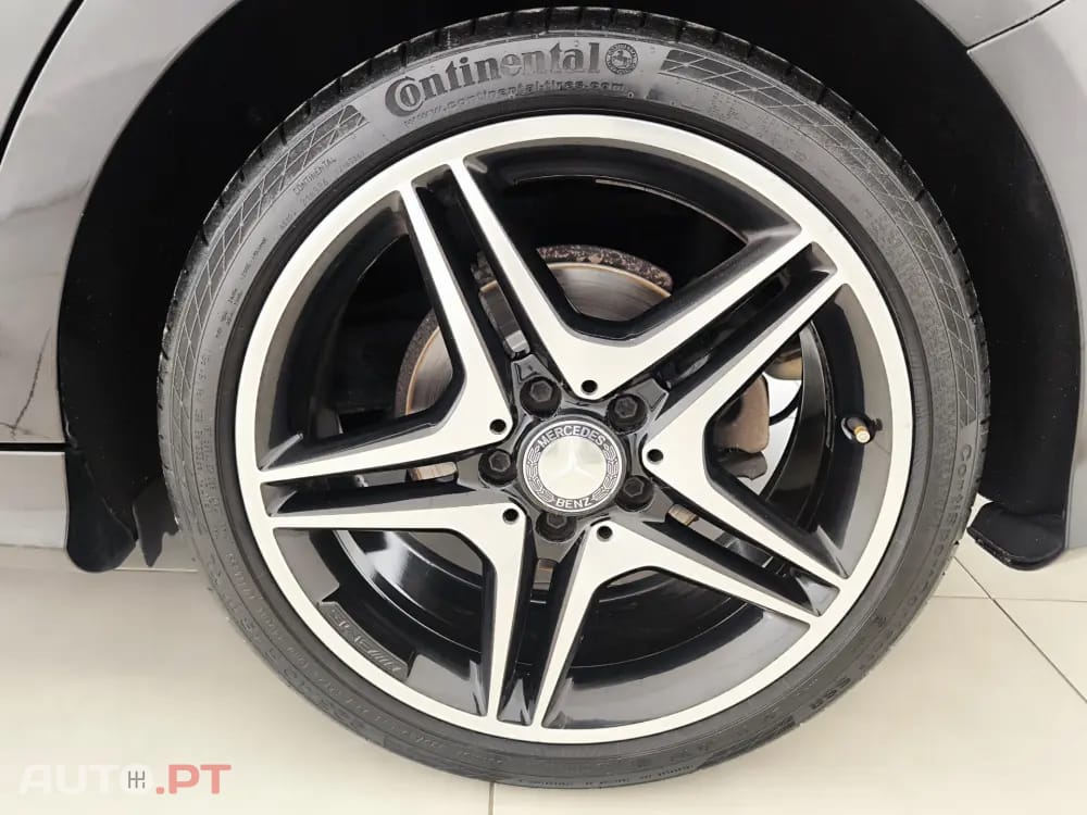 Mercedes-Benz A 180 (BlueEFFICIENCY) AMG Sport