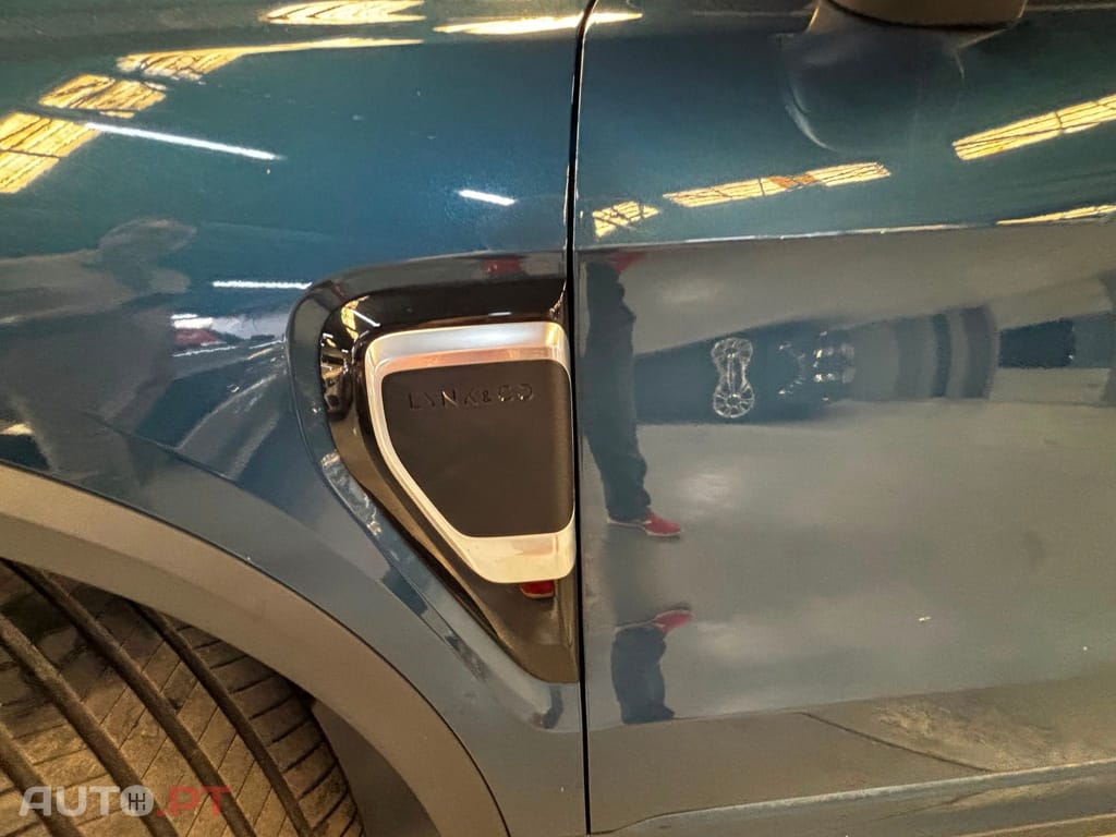 Lynk & Co 01 1.5i Plug-In Hybrid I.V.A DEDUTIVEL