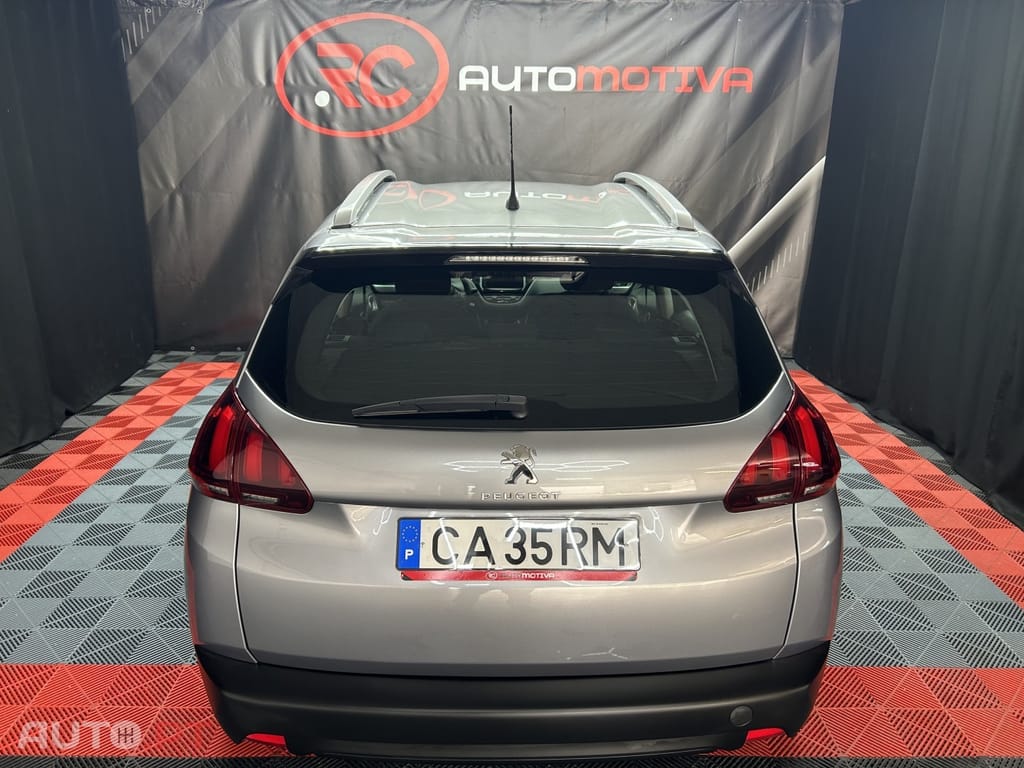 Peugeot 2008 1.2 PureTech Allure
