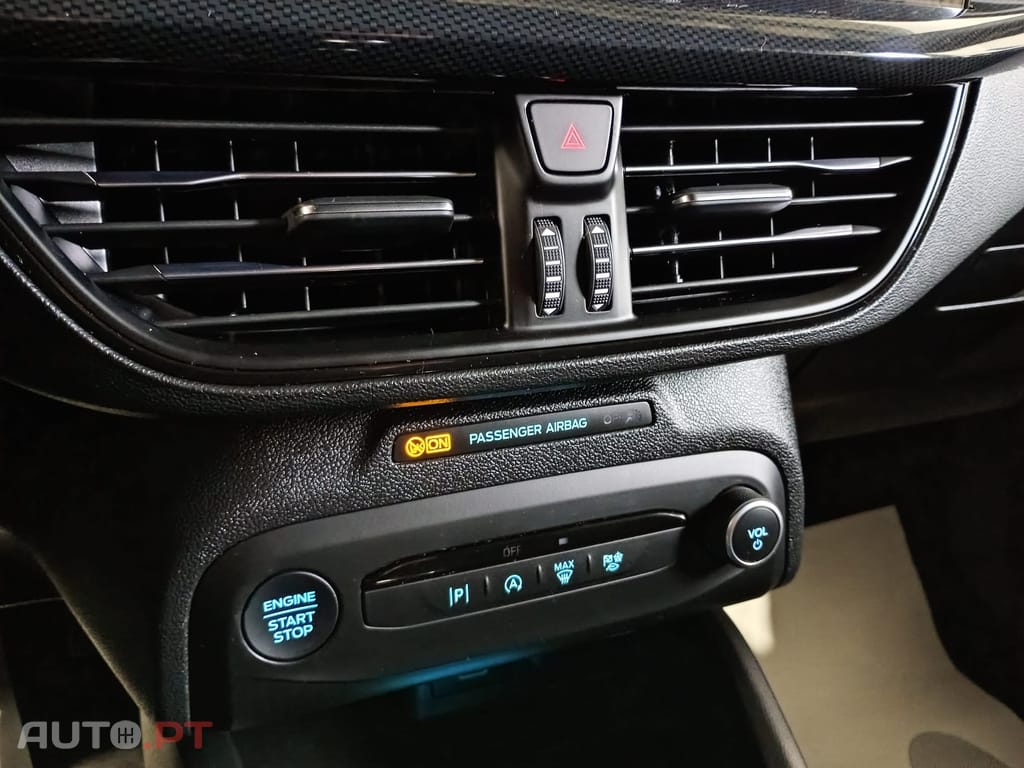 Ford Focus 1.0 EcoBoost MHEV ST-Line