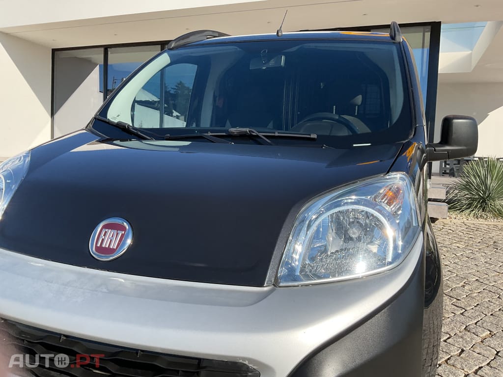 Fiat Fiorino 1.3 M-jet Adventure com 1GD