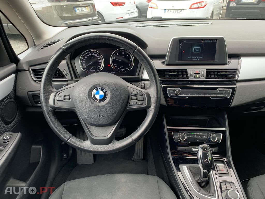BMW 216 d Advantage Auto