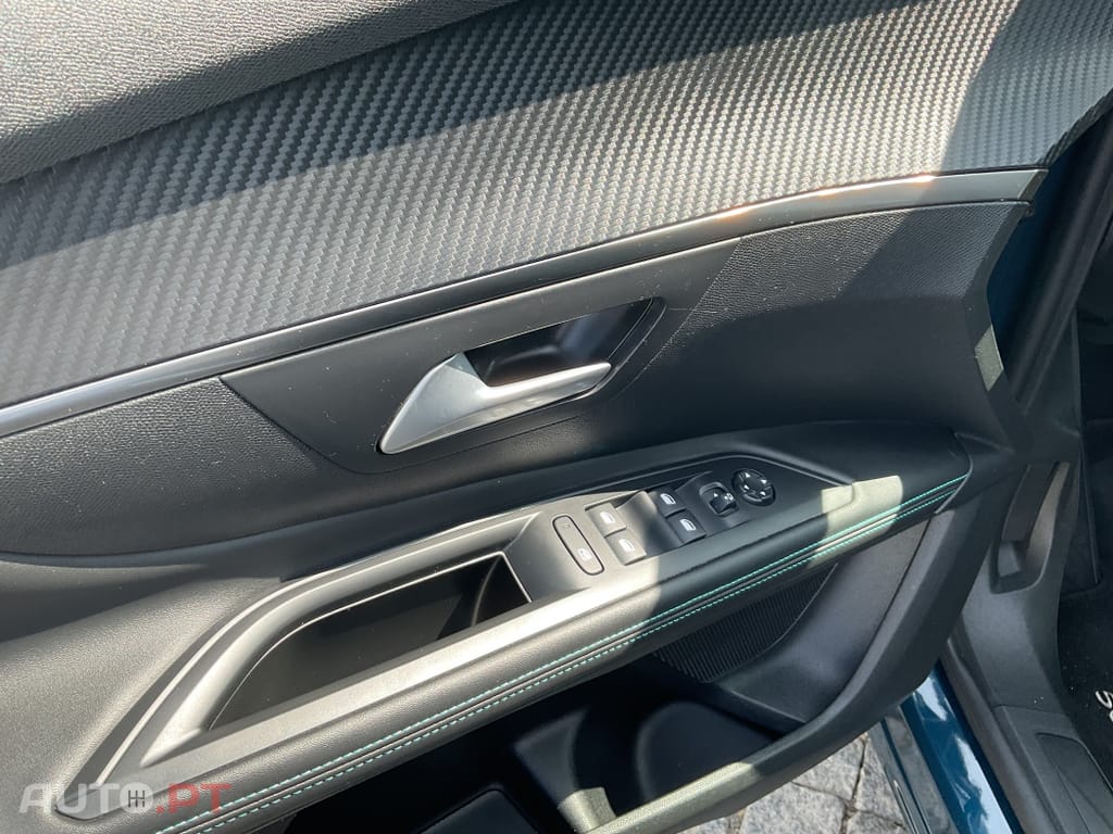 Peugeot 5008 1.5 BlueHDi Allure
