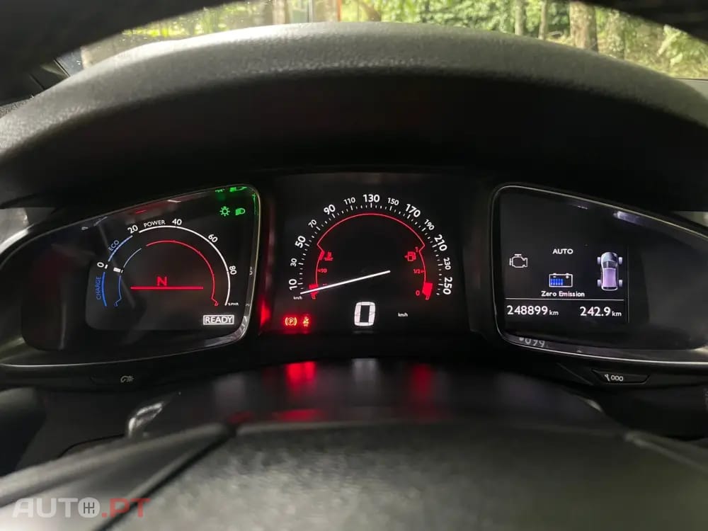 Citroen DS5 2.0 HDi Hy4 So Chic CMP6 102g