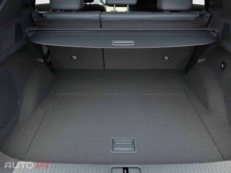 XPeng G6 80.8 kWh AWD Performance + Gancho de Reboque