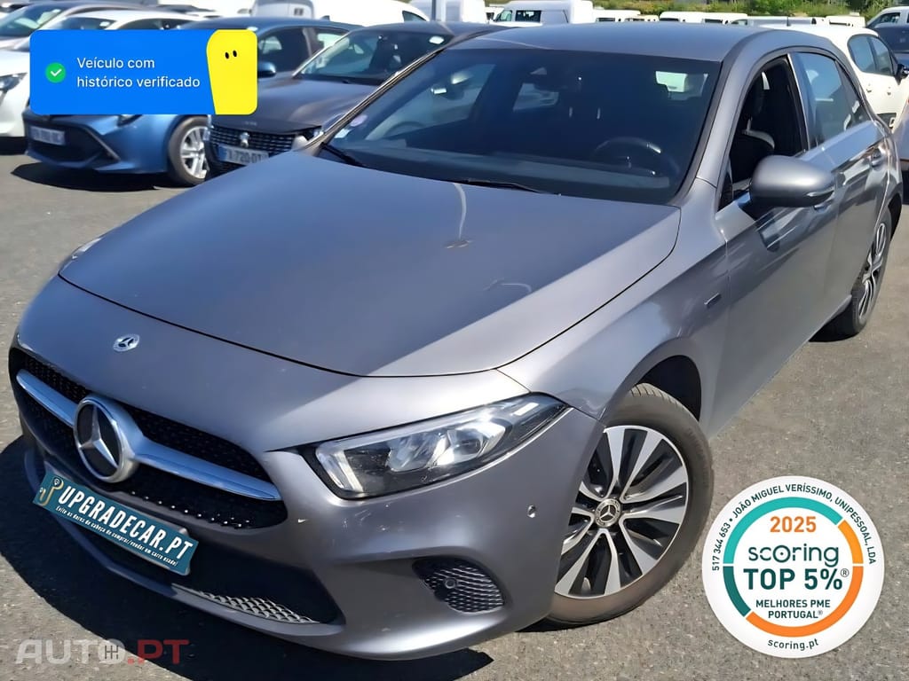 Mercedes-Benz A 250 e 8G-DCT Progressive